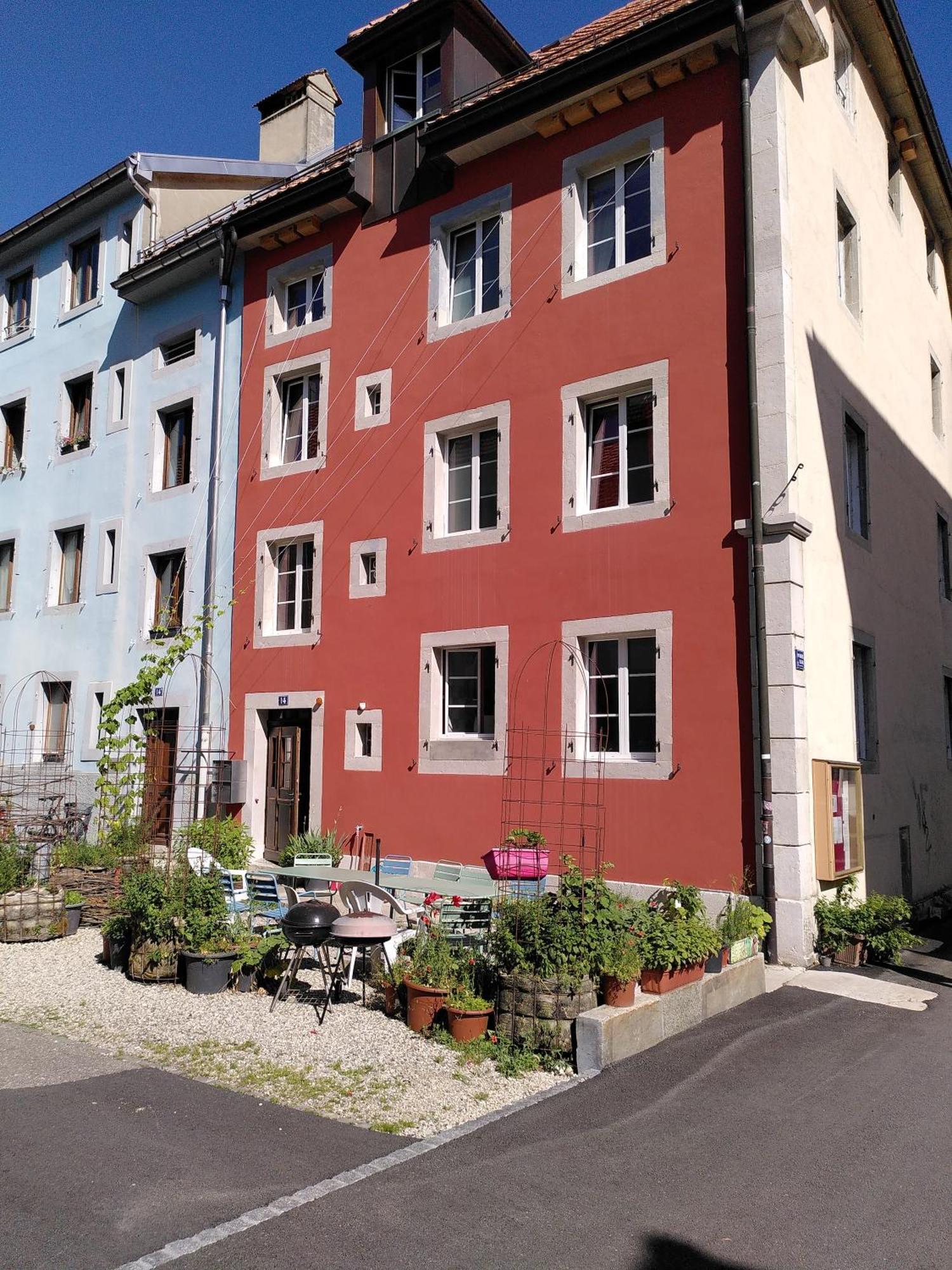 Maison La Coquille La Chaux De Fonds Exteriör bild
